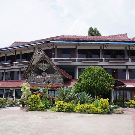 Ambaroba Resort Hotel Tuk Tuk Dış mekan fotoğraf