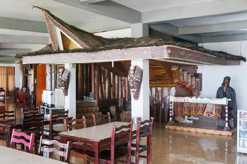 Ambaroba Resort Hotel Tuk Tuk Dış mekan fotoğraf
